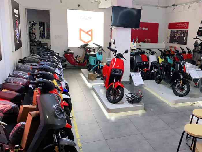 电动自行车、电轻摩、电摩，哪种更值得购买？